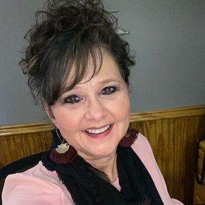 Meet your Posher, Sheila